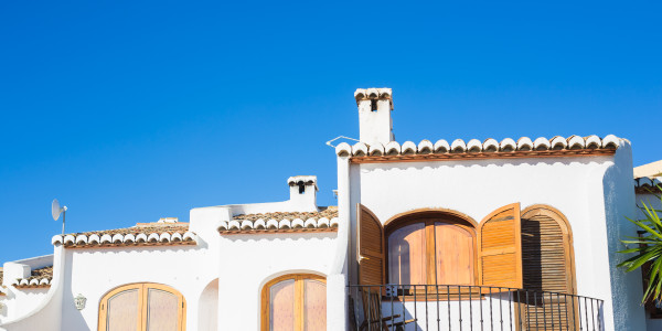 Pintar Fachadas de Casas Unifamiliares / Chalets Rivas - Vaciamadrid · Pinturas para Pintado de Fachadas Metálicas o de Hormigón